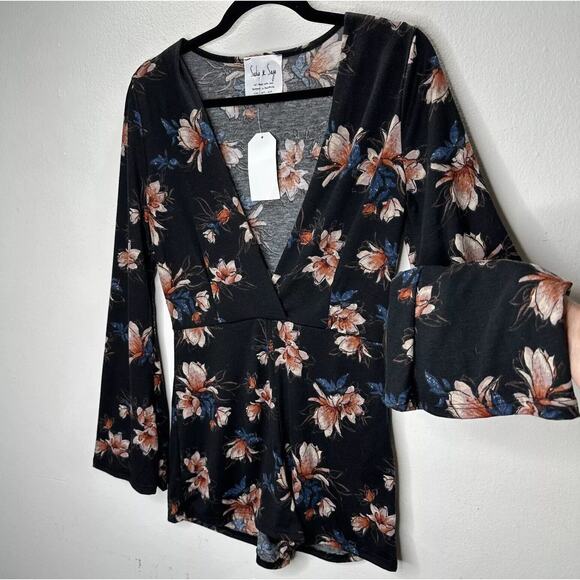 NWT Sadie & Sage Black With Peach Blue Floral Long Bell Sleeve Deep-V Romper S - Picture 1 of 13